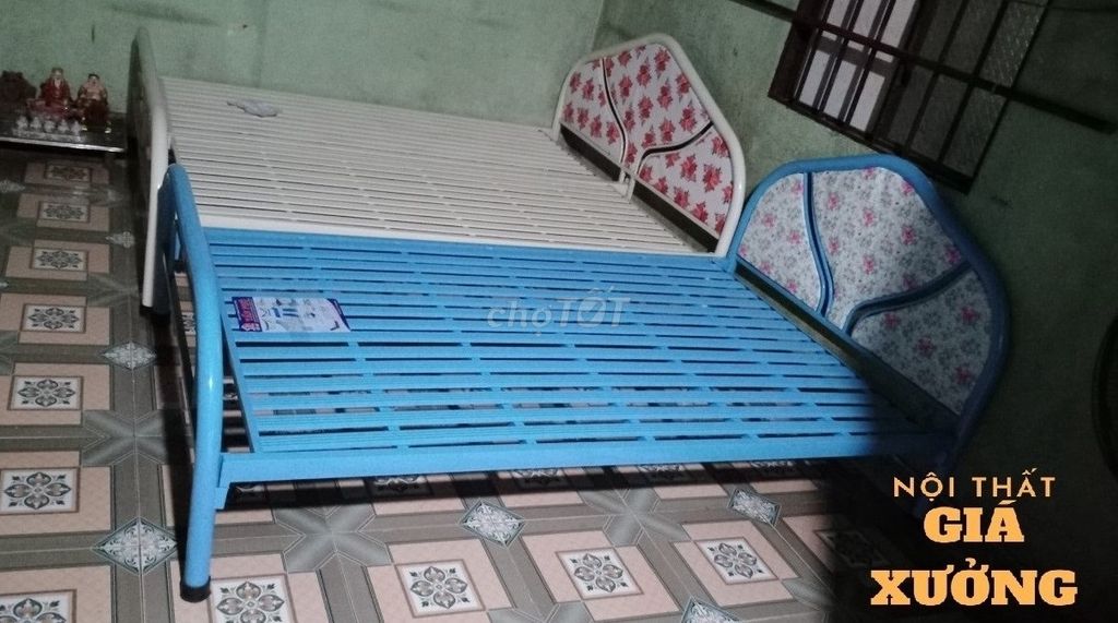 Giường sắt chở khách ----- mới -----. Mua bán Giường, chăn ga gối nệm tại Quận Gò Vấp Tp Hồ Chí Minh được đăng bởi Nội Thất Giá Xưởng  hình 1