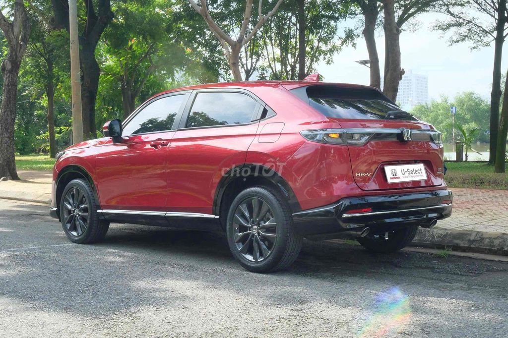 HRV 2022 RS Đỏ-29000 km, Xe lên rất nhiều phụ kien. Mua bán Ô tô tại Quận 7 Tp Hồ Chí Minh được đăng bởi SHOWROOM HONDA ÔTÔ QUẬN 7 hình 12