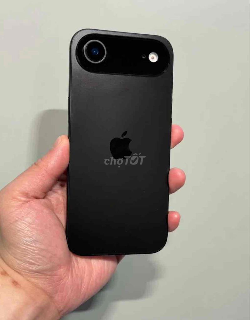 iPhone 17 aiz Đen. Mua bán Điện thoại tại Quận Tân Phú Tp Hồ Chí Minh được đăng bởi THẮNG VĂN hình 1