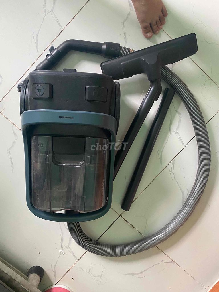 Máy hút bụi Panasonic 1600W hút bụi mịn Như mới. Mua bán Nội thất, đồ gia dụng khác tại Huyện Bàu Bàng Bình Dương được đăng bởi hoàng trọng quyền hình 1