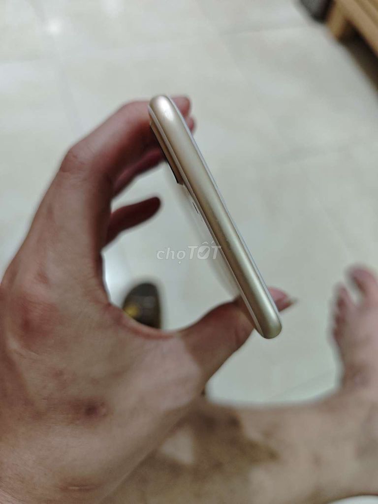 Apple iPhone 7 Plus 32GB Vàng. Mua bán Điện thoại tại Quận Kiến An Hải Phòng được đăng bởi Khánh hình 1