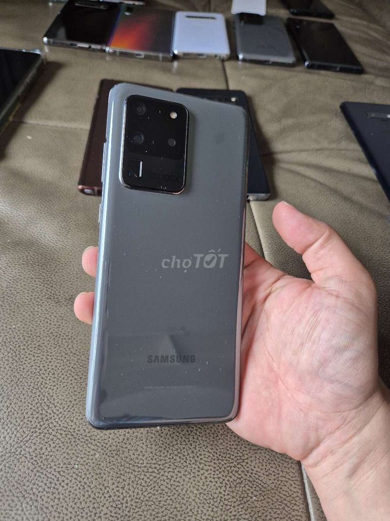 Samsung S20 Ultra. Mua bán Điện thoại tại Quận 8 Tp Hồ Chí Minh được đăng bởi Phan Minh Tân hình 1