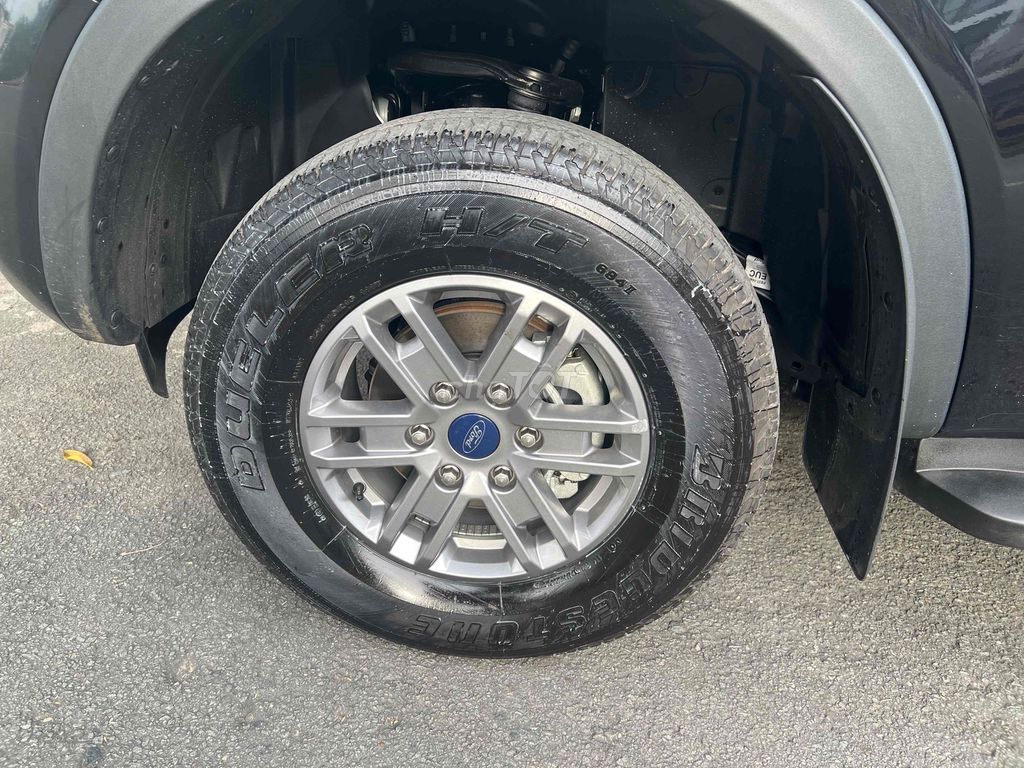 🍀Bán FORD RANGER XLS AT - 4x2 - Sx 2024 - màu đen. Mua bán Ô tô tại Quận Bình Tân Tp Hồ Chí Minh được đăng bởi MR Hiền  hình 14