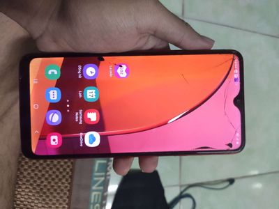 Samsung a20s 4-64gb màn xấu. Mua bán Điện thoại tại Quận Bình Tân Tp Hồ Chí Minh được đăng bởi Gia dụng Tư Ánh  chăn ga  mền mùng các loại
