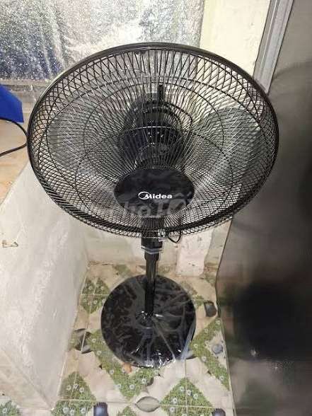 Quạt đứng Midea FS40-10NAVN(K). Mua bán Quạt tại Huyện Cao Lãnh Đồng Tháp được đăng bởi an hình 1