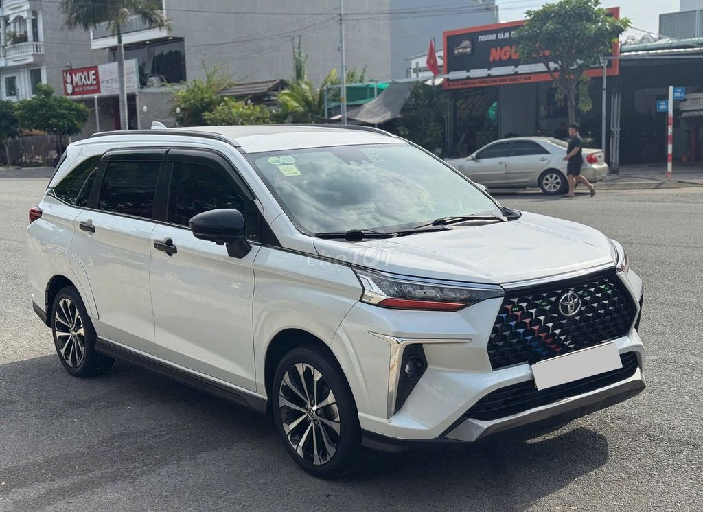 Toyota Veloz Cross Top 2023 Trắng. Mua bán Ô tô tại Thành phố Thủ Dầu Một Bình Dương được đăng bởi Oto An Suong hình 3