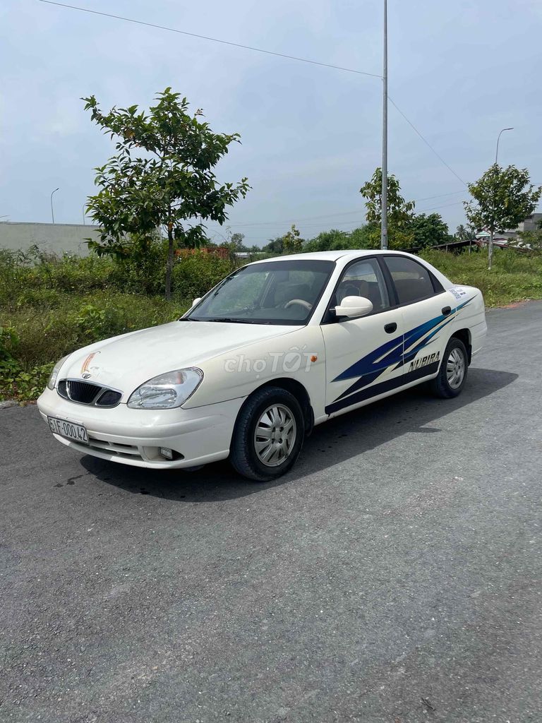 Daewoo Nubira 2002 1.6 MT