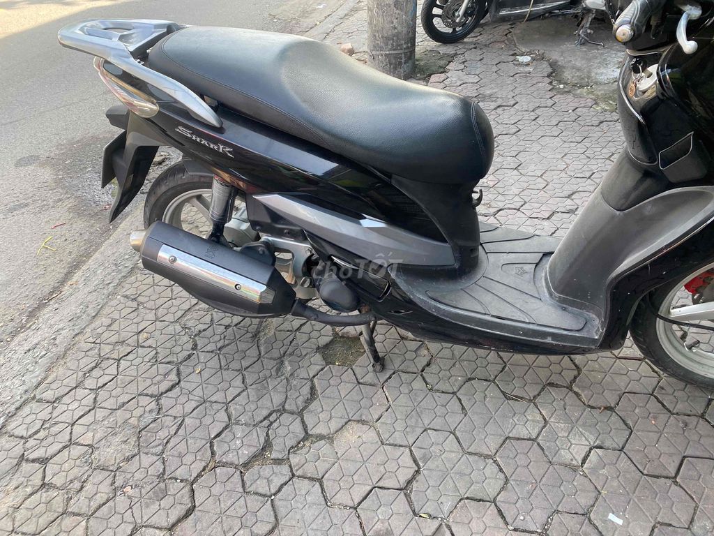 SYM Shark Đen Zin đẹp. Mua bán Xe máy tại Quận 7 Tp Hồ Chí Minh được đăng bởi thanh xuân hình 5