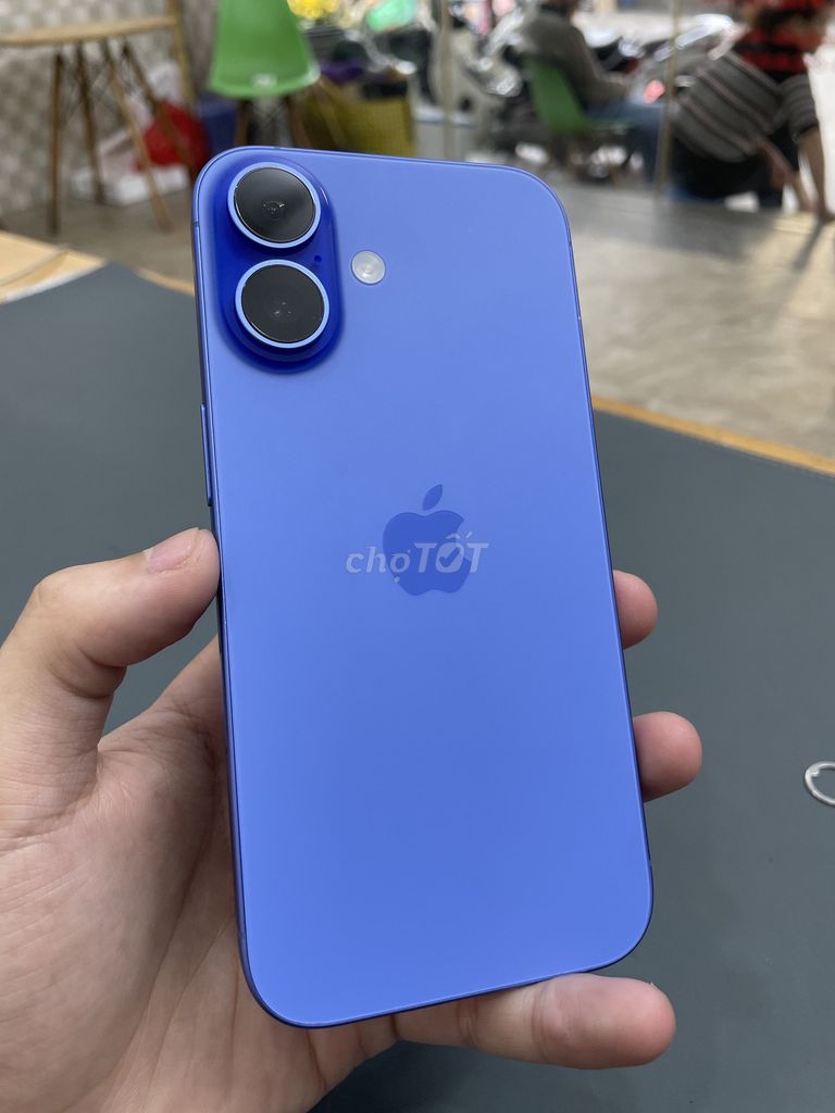 Apple iPhone 16 Xanh Nguyên bản. Mua bán Điện thoại tại Quận Hoàng Mai Hà Nội được đăng bởi Trương Công Quân hình 1