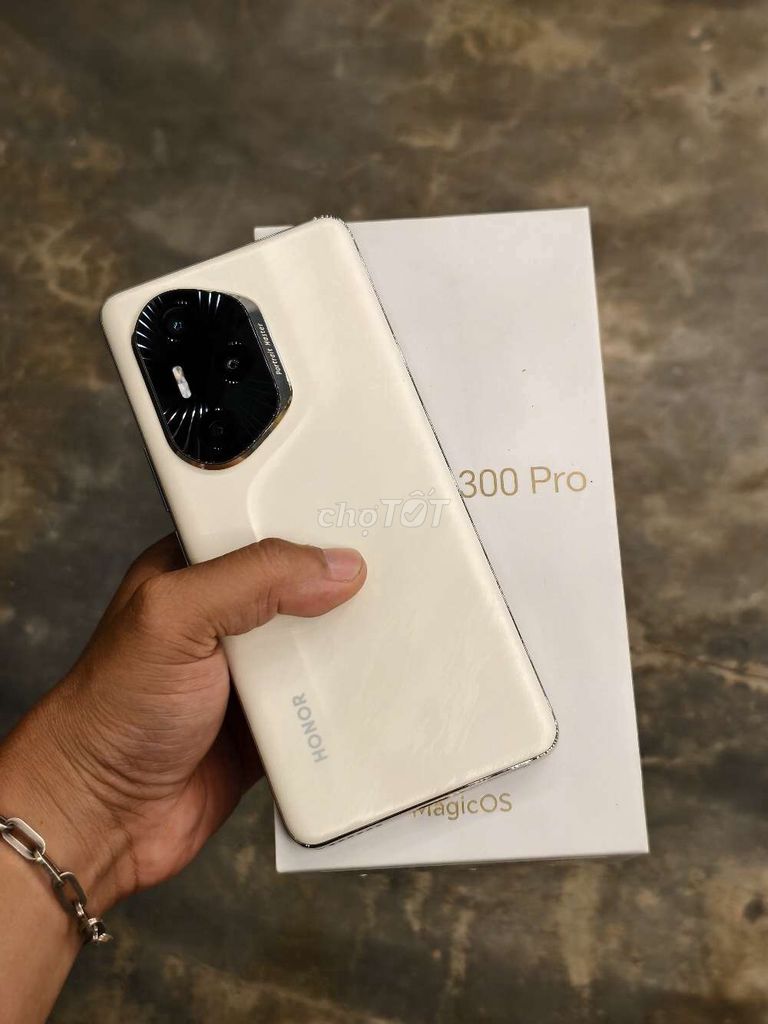 Honor 300 Pro bản 12/256 Fullbox đẹp có giao lưu