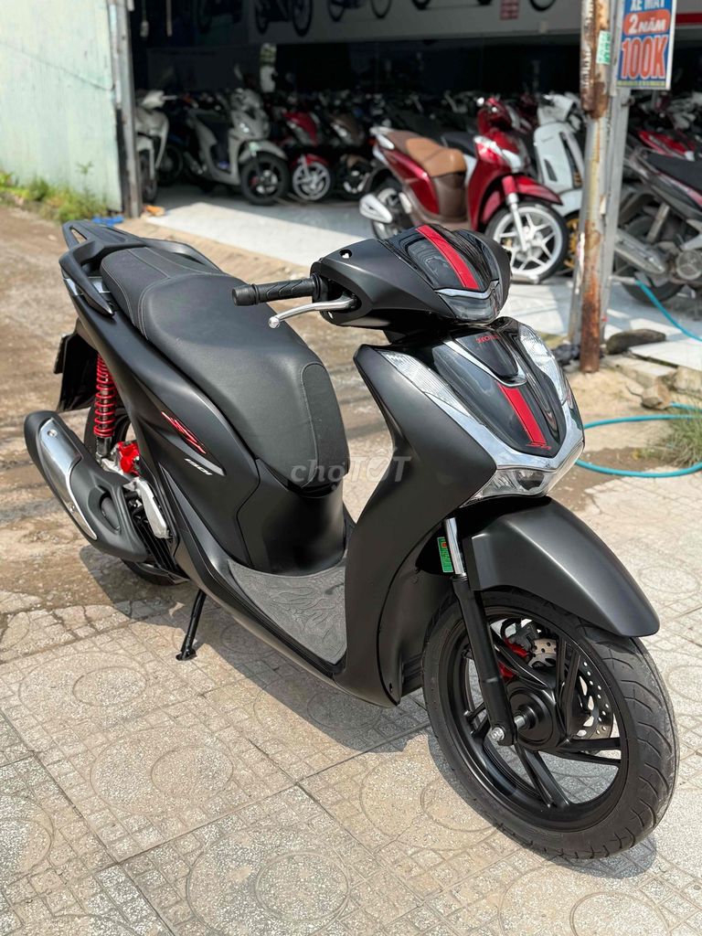 Honda SH 150 CBS 2021 Sporty Đen nhám. Mua bán Xe máy tại Thành phố Thuận An Bình Dương được đăng bởi Xe Máy Minh Tú Bình Dương hình 1