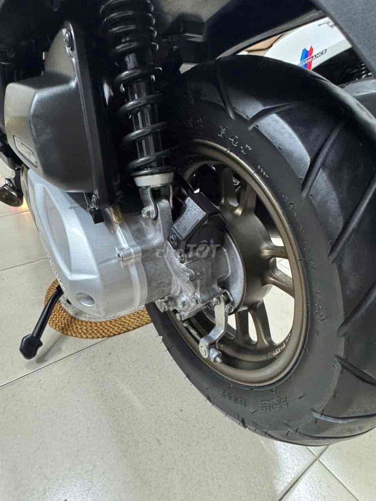 Scoopy 2024 Trắng Xe Nhập indo. Mua bán Xe máy tại Quận 11 Tp Hồ Chí Minh được đăng bởi Huy Huy hình 5