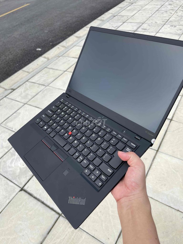 Lenovo ThinkPad X1 Carbon Gen 6 i5 8GB/256GB 14 in. Mua bán Laptop tại Huyện Tiên Du Bắc Ninh được đăng bởi Lương Bích Luyên  hình 1