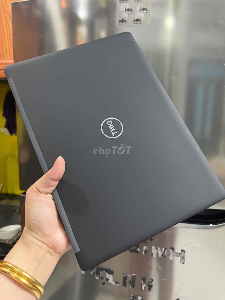 Dell Laptop 8GB SSD Đen. Mua bán Laptop tại Huyện Chư Sê Gia Lai được đăng bởi Trâm Anh hình 1