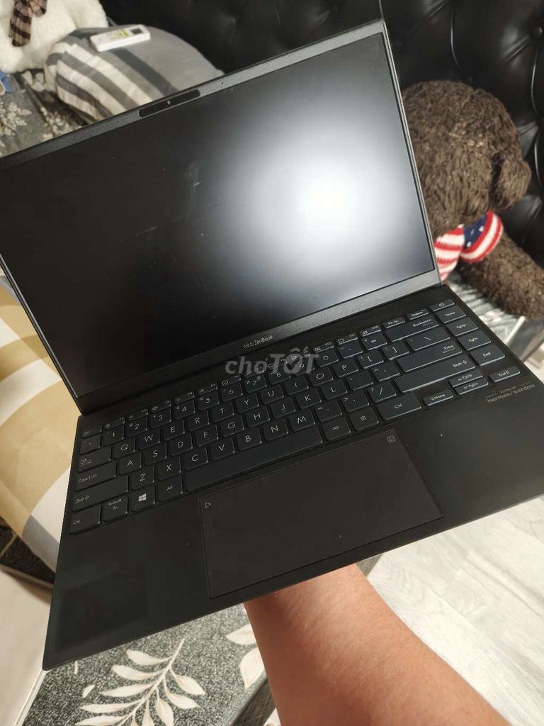 Asus Zenbook 14 UX425EA i7 1165G7 16GB/512GB gl. Mua bán Laptop tại Quận 5 Tp Hồ Chí Minh được đăng bởi Strawberry Táo hình 1