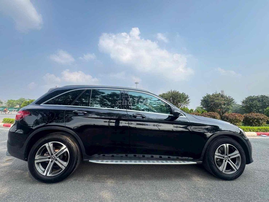 Chính chủ Bán xe Mercedes GLC 200 2018