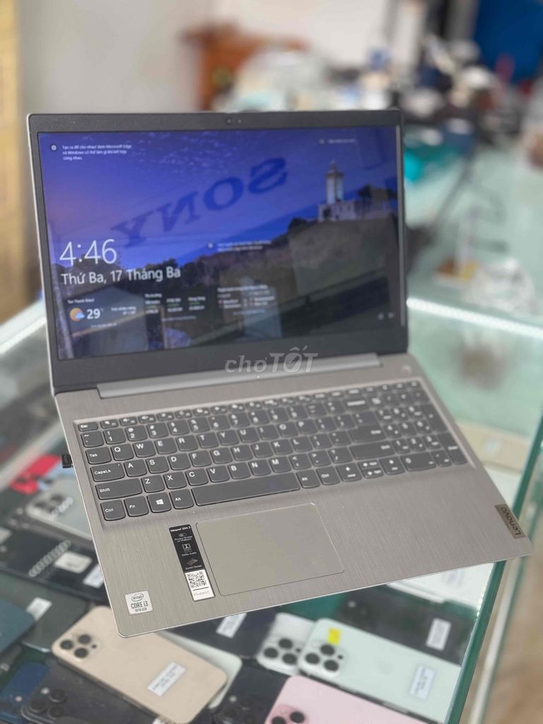 Lenovo IdeaPad 81WD i3 8GB/256GB. Mua bán Laptop tại Thành phố Buôn Ma Thuột Đắk Lắk được đăng bởi Cầm Đồ PHÚT 89  hình 1
