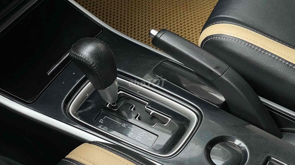 Mitsubishi Outlander 7 chỗ. Mua bán Ô tô tại Thành phố Thái Nguyên Thái Nguyên được đăng bởi Hồng Phương Auto  Auto 597 hình 6