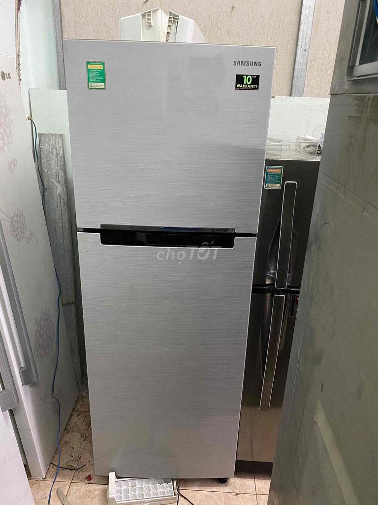 tủ lạnh Samsung inverter 322L còn mới bao ship BH