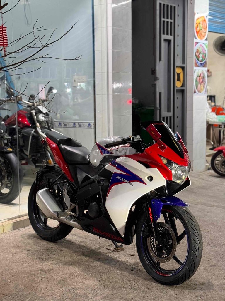 Cần bán Honda CBR150R Nhập Thái Biển SG 9 chủ