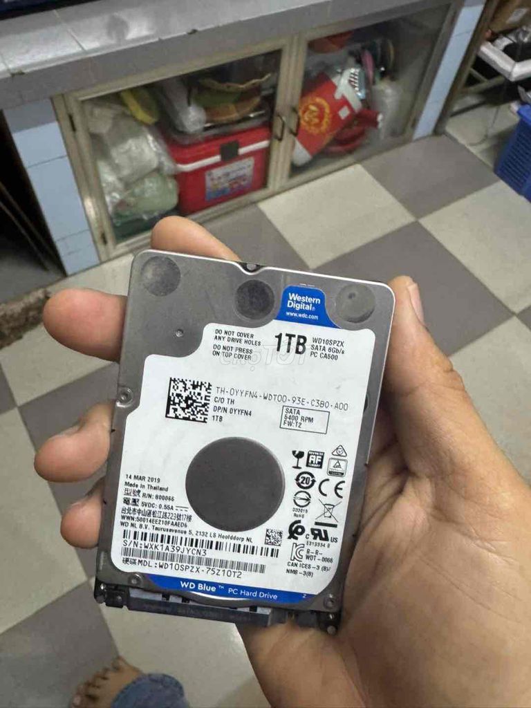 ổ cứng lưu trữ 1TB (1000GB)