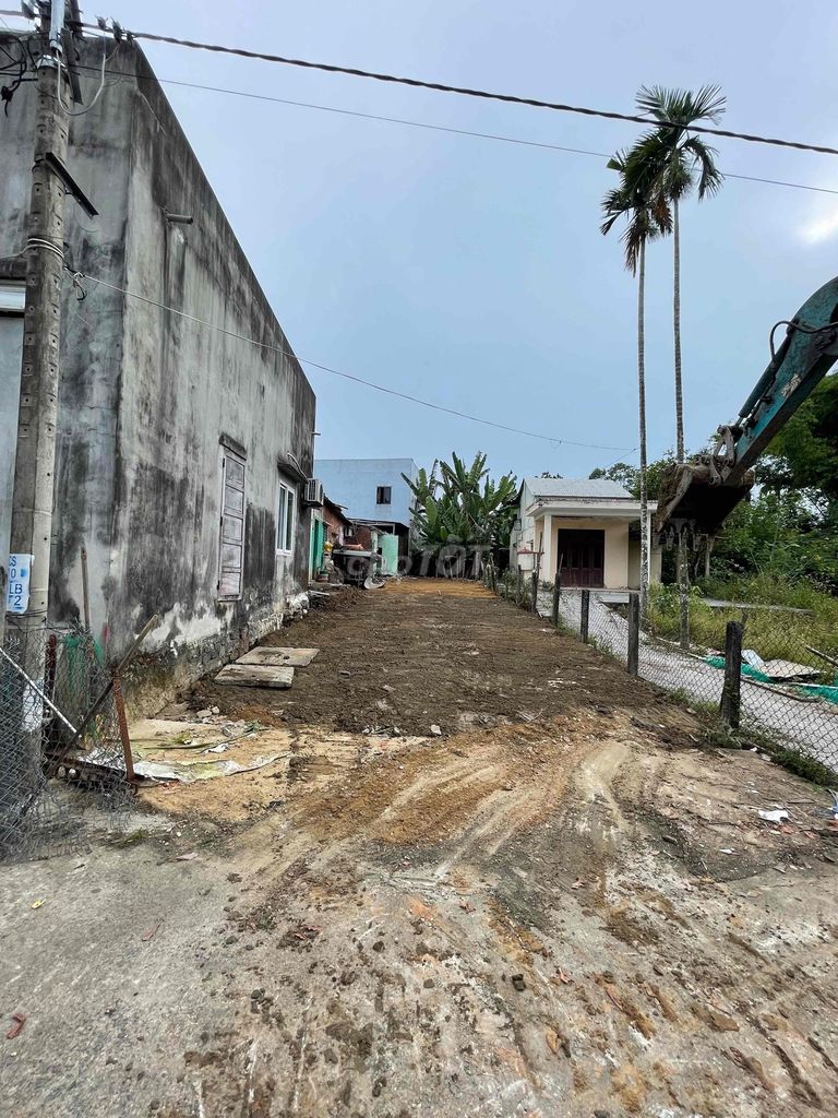 bán lô đất đẹp hoà tiến ,bên đường chính lên huyện Hoà Vang . đẹp. Mua bán Đất tại Huyện Hòa Vang Đà Nẵng được đăng bởi võ kim tín hình 6