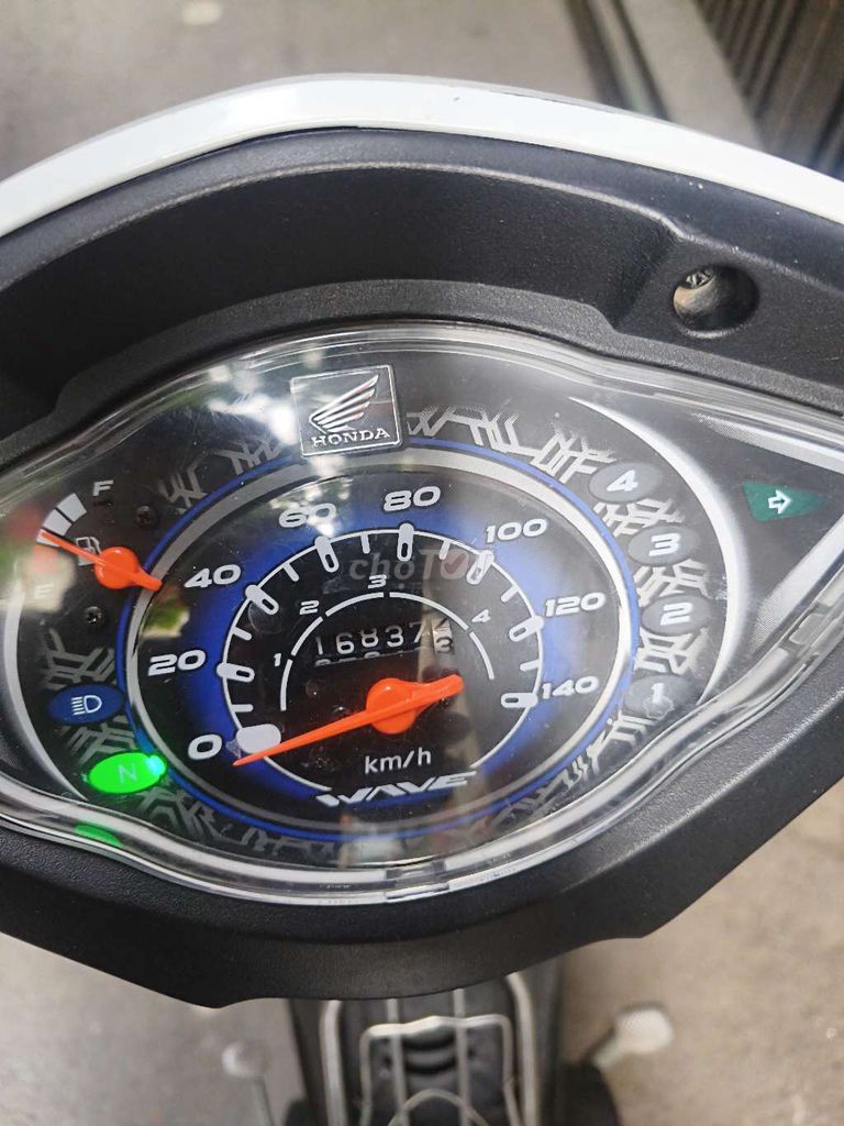 Honda Wave Trắng 16837 km. Mua bán Xe máy tại Quận Hai Bà Trưng Hà Nội được đăng bởi Phạm ngọc nam hình 4