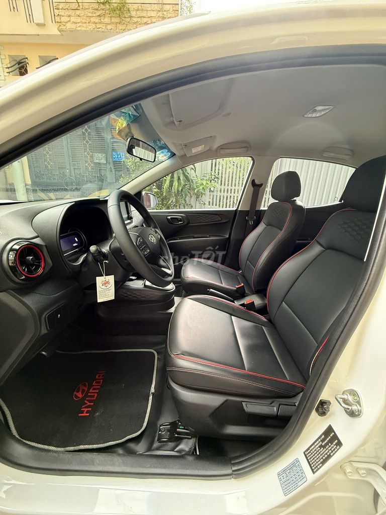 Hyundai Grand i10 2022 1.2 AT - 42000 km. Mua bán Ô tô tại Quận Bình Thạnh Tp Hồ Chí Minh được đăng bởi Nguyen van dat hình 5