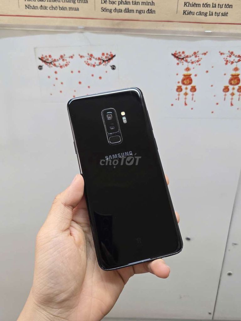 Samsung Galaxy S9+ máy Hàn màu đen sd 1sim 6/64gb. Mua bán Điện thoại tại Quận Thanh Xuân Hà Nội được đăng bởi ĐC 173 NGUYỄN XIỂN TX HN  hình 1