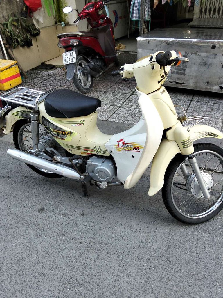 Cúp 50cc biến số tỉnh xe đẹp máy móc êm ru. Mua bán Xe máy tại Quận 12 Tp Hồ Chí Minh được đăng bởi Tien Dinh hình 4