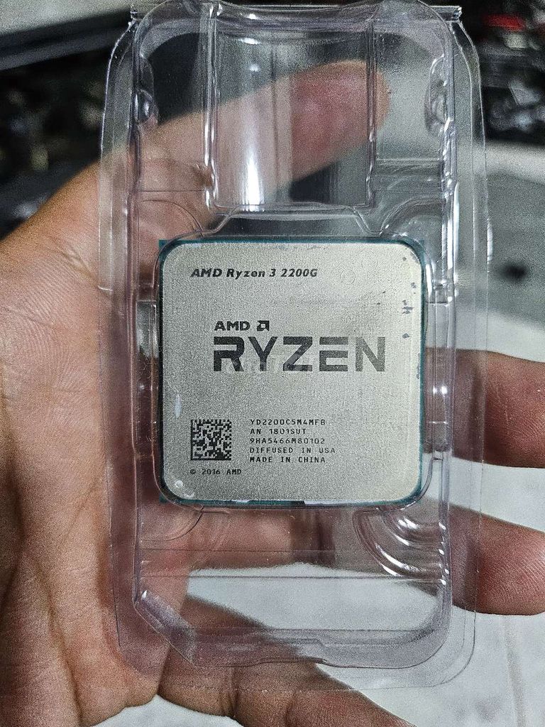 CPU AMD Ryzen 3 2200G . Mua bán Linh kiện (RAM, Card...) tại Quận Gò Vấp Tp Hồ Chí Minh được đăng bởi Thai Trung hình 1