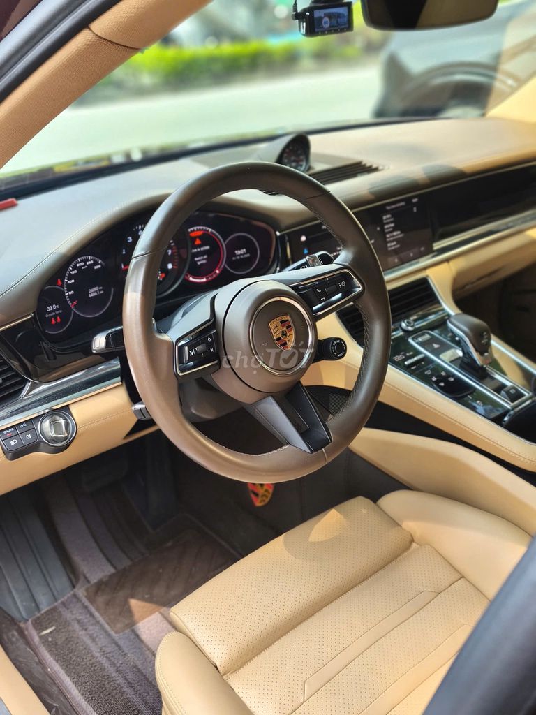 Porsche Panamera4 đỏ mận 2021. Mua bán Ô tô tại Quận Long Biên Hà Nội được đăng bởi Long Biên Cars hình 3