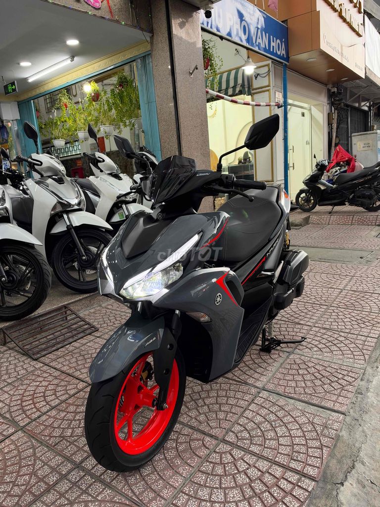 Yamaha NVX V2 155 ABS 2022 Серо-черный с документами