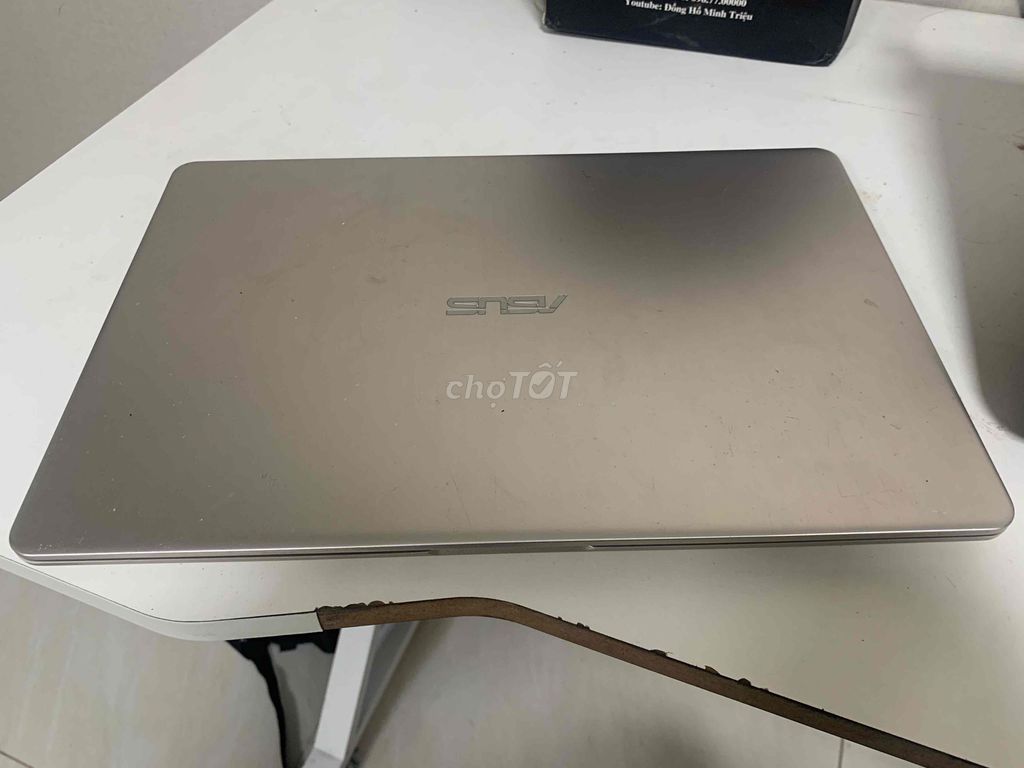 Asus Laptop Vàng đồng Windows 10. Mua bán Laptop tại Huyện Hoài Đức Hà Nội được đăng bởi Nguyễn Văn Anh Quang hình 1