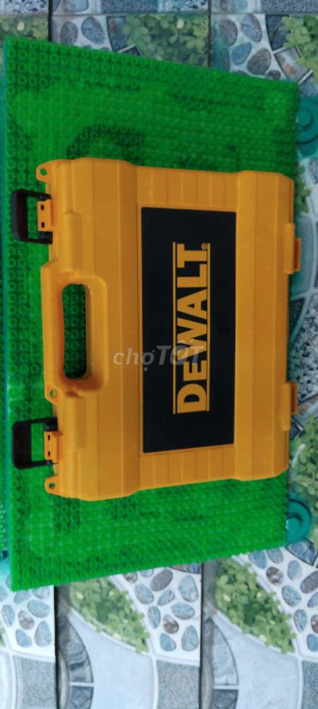 Khoan Dewalt khôg chổi than 21v 3 chức năng có búa