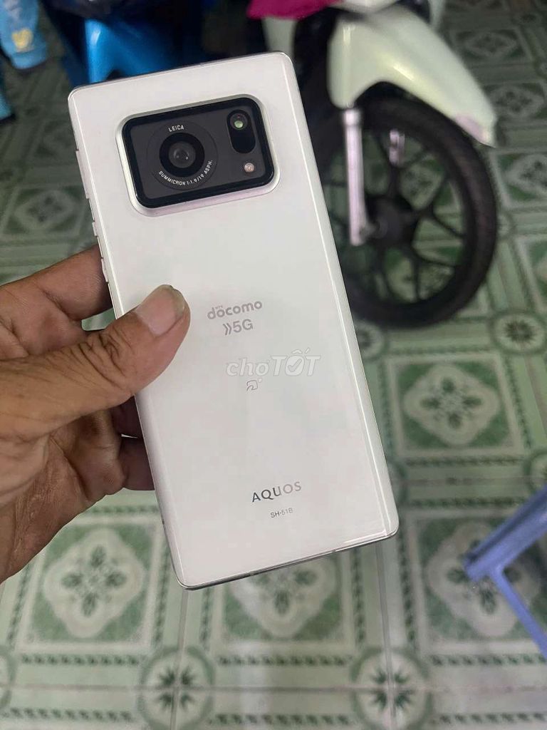 Sharp Aquos SH-51B 128GB Trắng bán và gl. Mua bán Điện thoại tại Quận 8 Tp Hồ Chí Minh được đăng bởi androi giá rẻ  hình 1