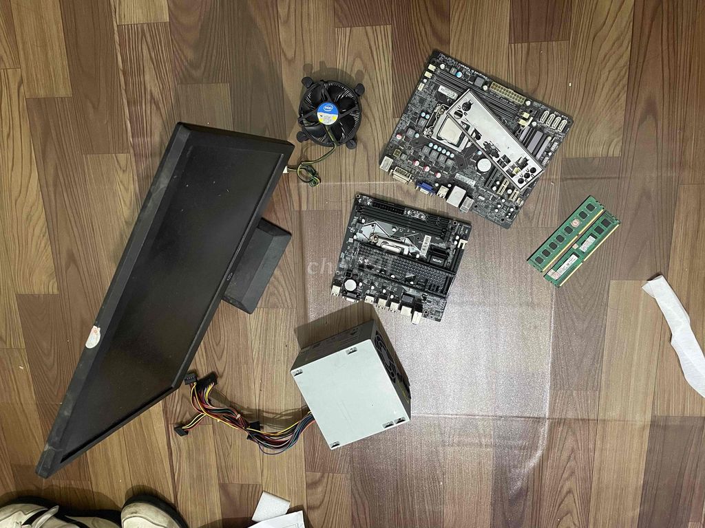 main chip ram màn hình pc cũ. Mua bán Linh kiện (RAM, Card...) tại Thành phố Phúc Yên Vĩnh Phúc được đăng bởi Phan Ngọc Bảo hình 1