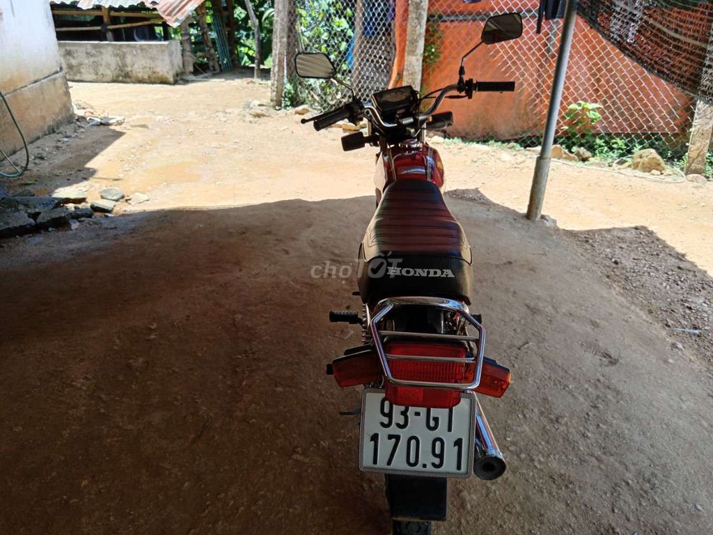 Honda Win 100 Đỏ. Mua bán Xe máy tại Thành phố Kon Tum Kon Tum được đăng bởi le hùng quoc hình 3