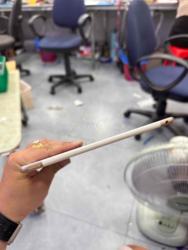 iPad Air 2 64GB Quốc tế 99%