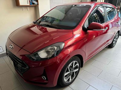 Hyundai i10 Hatchback cuối 2021 số tự động18000 km