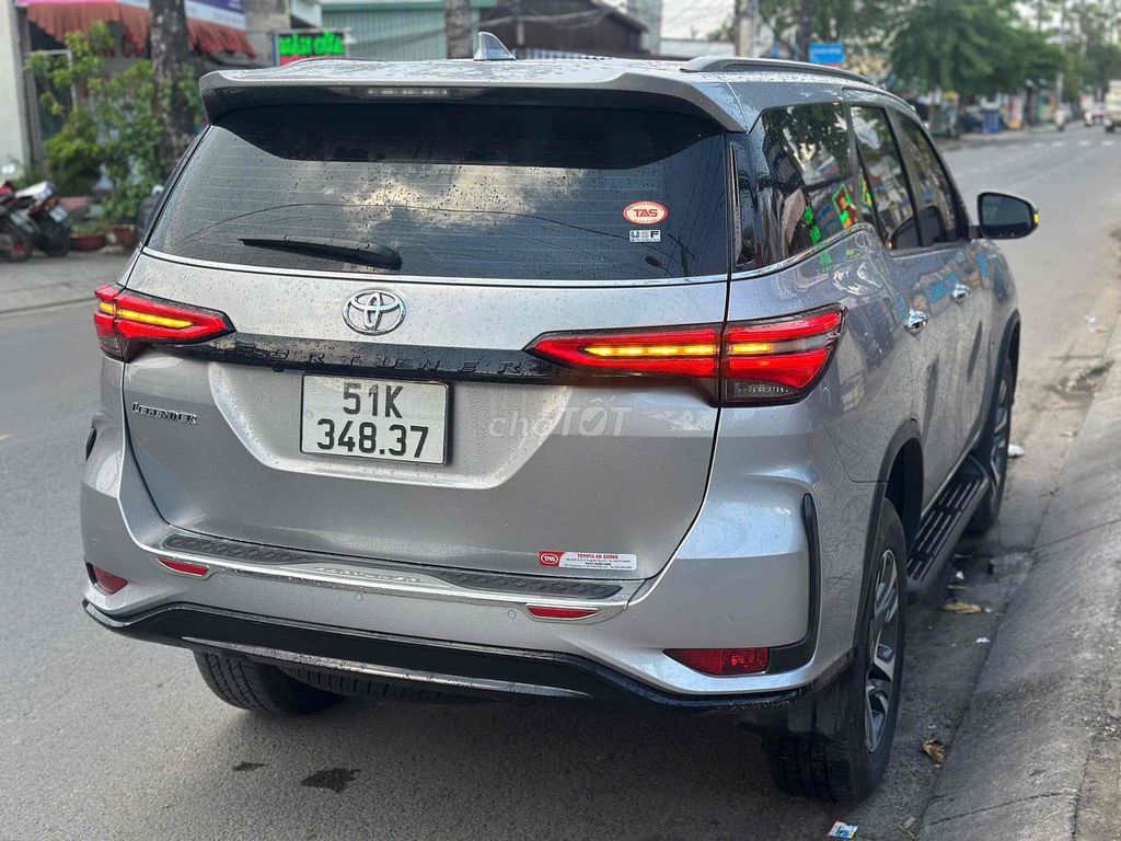 Toyota Fortuner 2022 Legender 2.4 4x2 AT. Mua bán Ô tô tại Thành phố Thủ Đức Tp Hồ Chí Minh được đăng bởi vườn lan rừng  hình 2