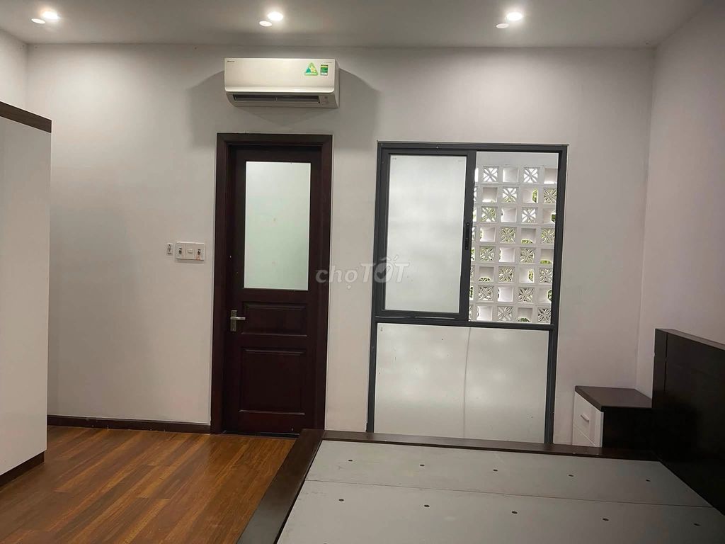 Furnished 6-bedroom house on Đoàn Khuê in Nam Việt Á — photo 6