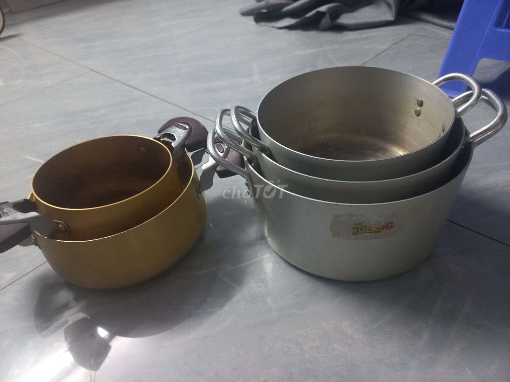 Nồi nhôm 5 cái Bạc, Vàng. Mua bán Dụng cụ nhà bếp tại Quận Bình Tân Tp Hồ Chí Minh được đăng bởi Mai Hoài Giang hình 1