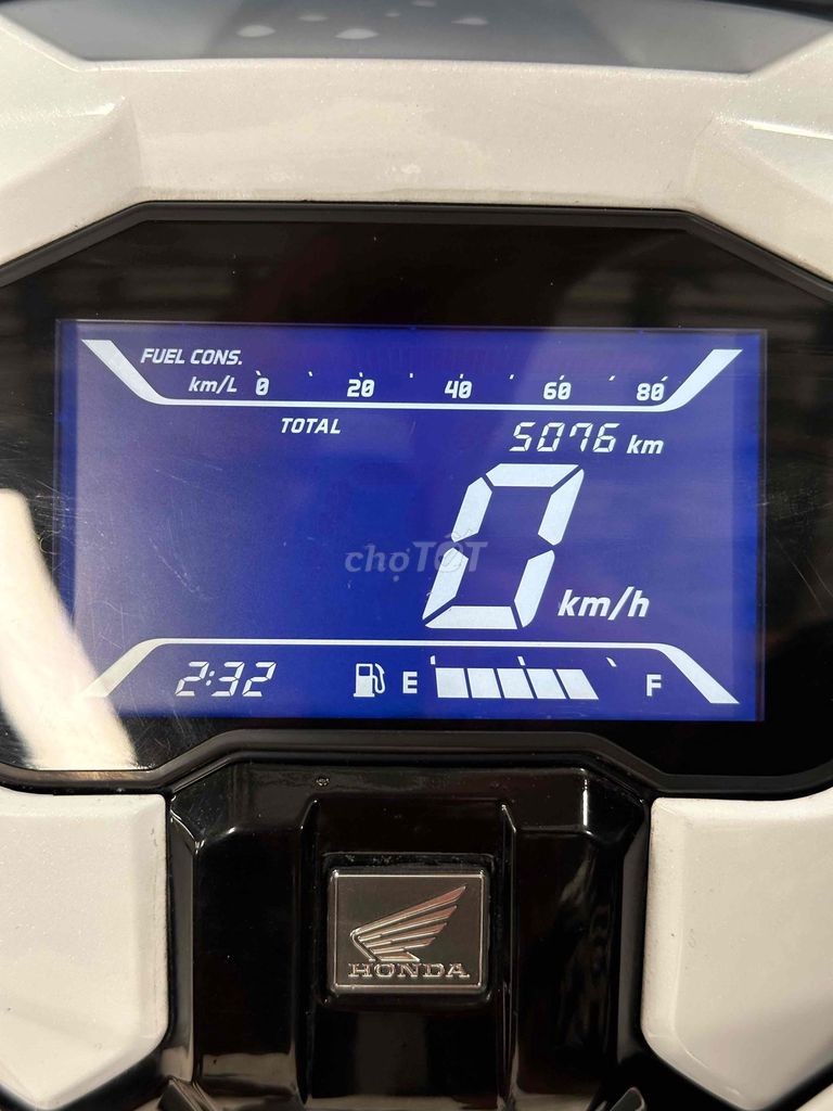 Honda Air Blade 160 ABS 2023 Trắng đen 5100 km. Mua bán Xe máy tại Quận 8 Tp Hồ Chí Minh được đăng bởi Lộc Trần  hình 10