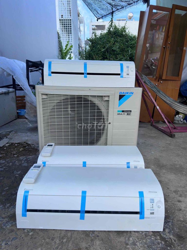Máy lạnh Multi (1 đuôi 3 đầu) Daikin inverter mới. Mua bán Máy lạnh, điều hoà tại Quận 7 Tp Hồ Chí Minh được đăng bởi Trần Kim Duyên hình 1