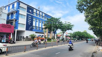 NHÀ 4 TẦNG HXH - TT Q10 - VÀI CĂN RA MT 3/2 - LTK - 65M2  - 12,6 TY.