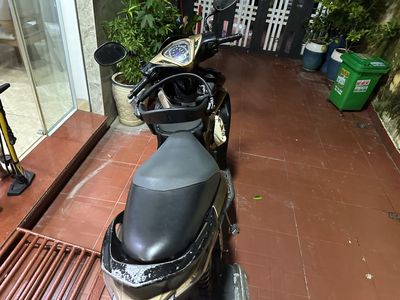 Honda Air Blade 2012 Đen, Vàng đồng