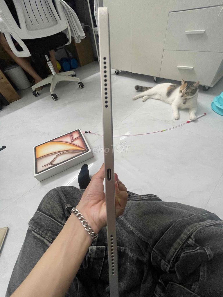 Ipad air 6 2024 ngoại hình 97% pin 95% có fix nhẹ. Mua bán Máy tính bảng tại Quận Gò Vấp Tp Hồ Chí Minh được đăng bởi vinh hình 1
