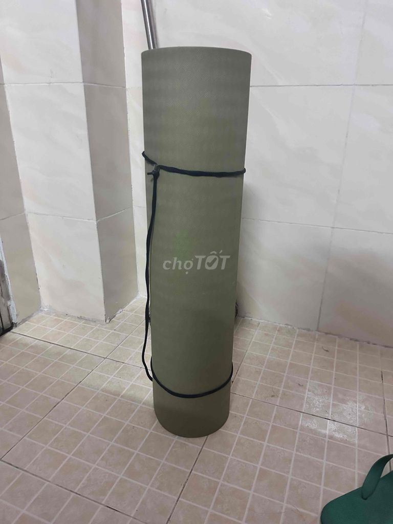 Thảm tập Yoga Xanh rêu Mới. Mua bán Đồ thể thao, Dã ngoại tại Quận 10 Tp Hồ Chí Minh được đăng bởi Phuong Nguyen hình 1