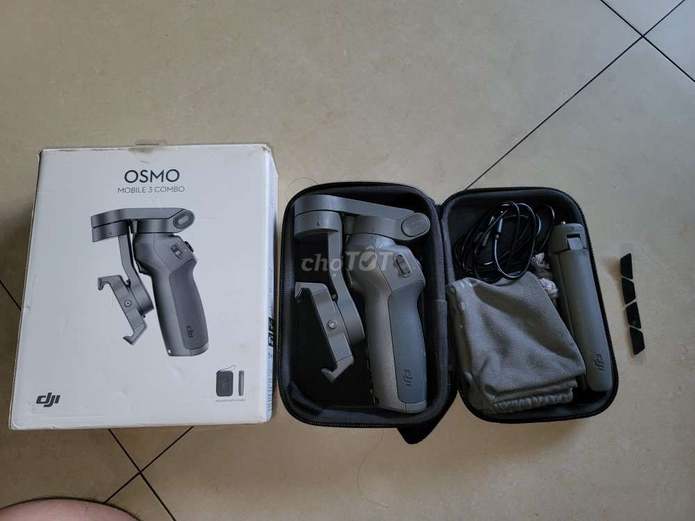 Gymbal DJI Osmo Mobile 3 Combo như mới. Dùng ngon.